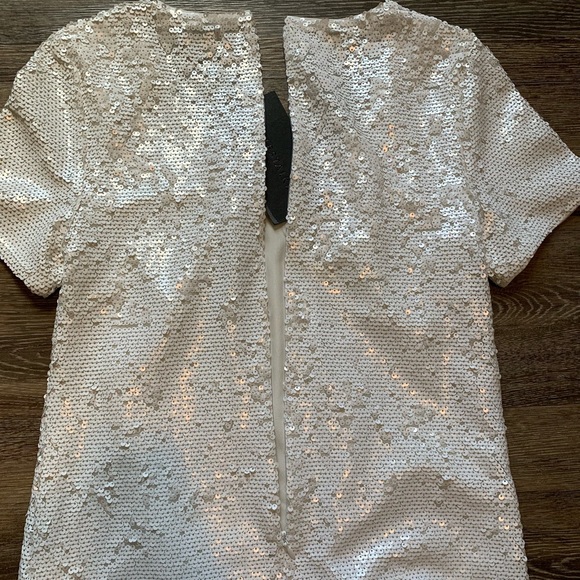 NWT Stylestalker White Sequin Asymmetrical Short Sleeved Mini Dress XS - Picture 9 of 10